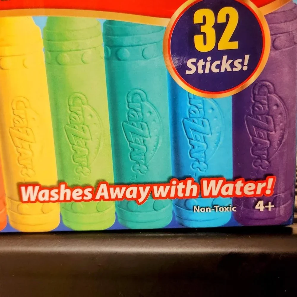 NEW Washable Sidewalk chalk 32 count school supplies preschool Montessori arr